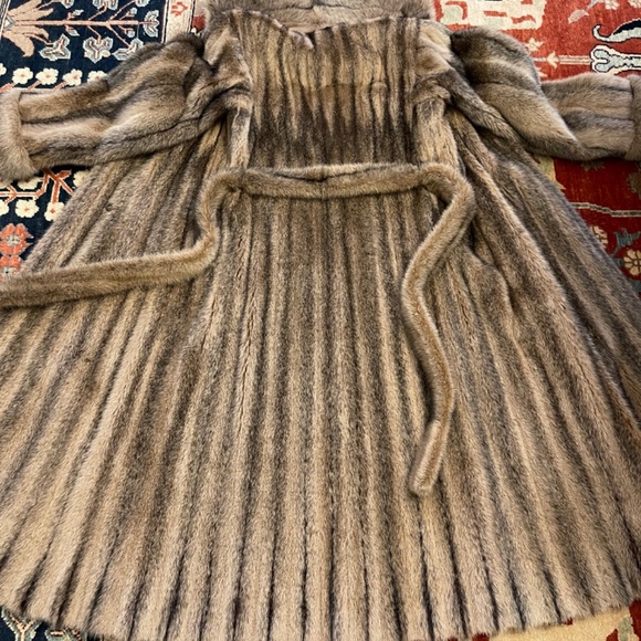 Bergorf Goodman Vintage Blush-Black Cross Mink Full Length Fur Coat - Picture 8 of 16